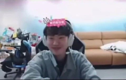 讲点Bin道话?knight：喜欢天亮还是天黑 天亮能联想到很多事情