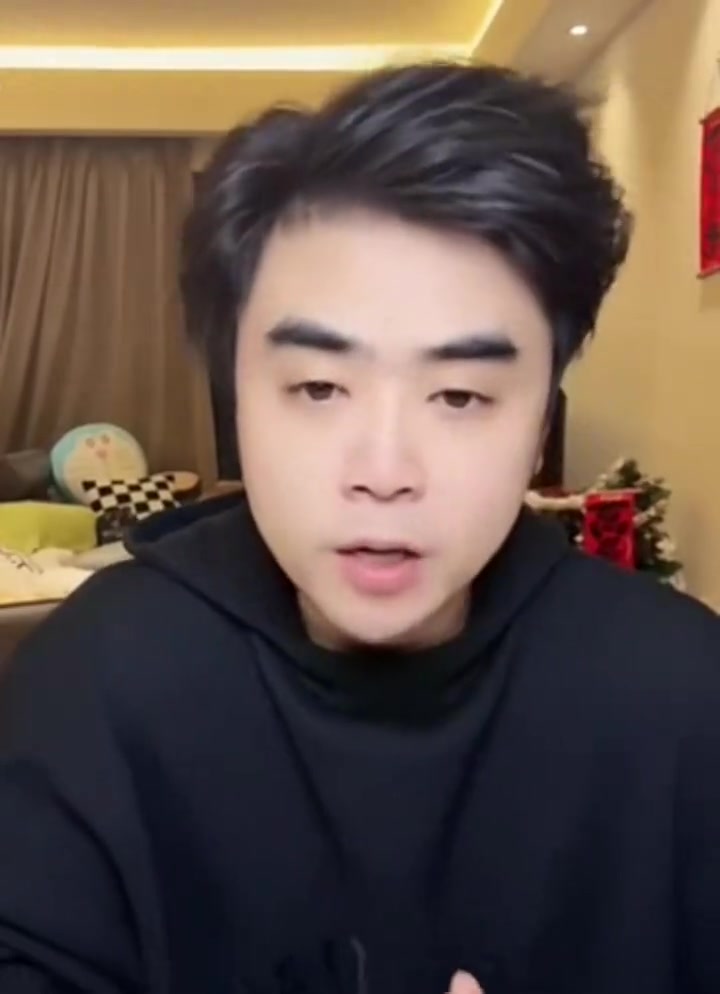 大胆!朱开:TES有机会赢BLG,最近Bin在游戏里影响力太低